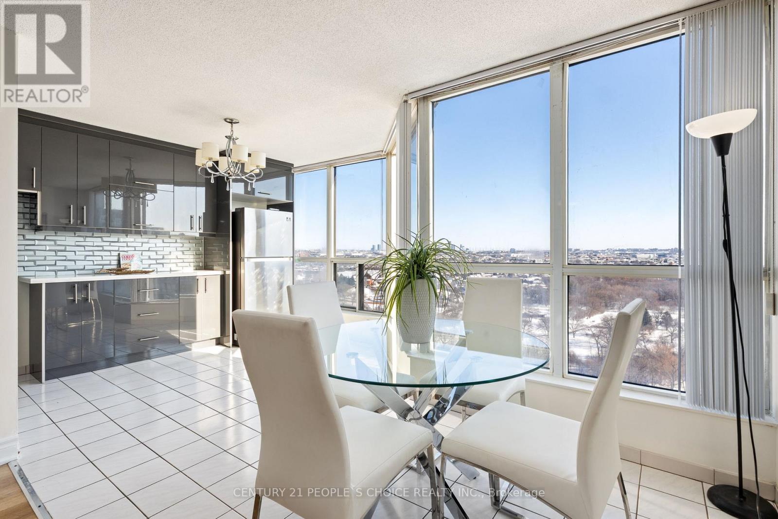 1605 - 3 Rowntree Road, Toronto (Mount Olive-Silverstone-Jamestown), Ontario  M9V 5G8 - Photo 10 - W12934970