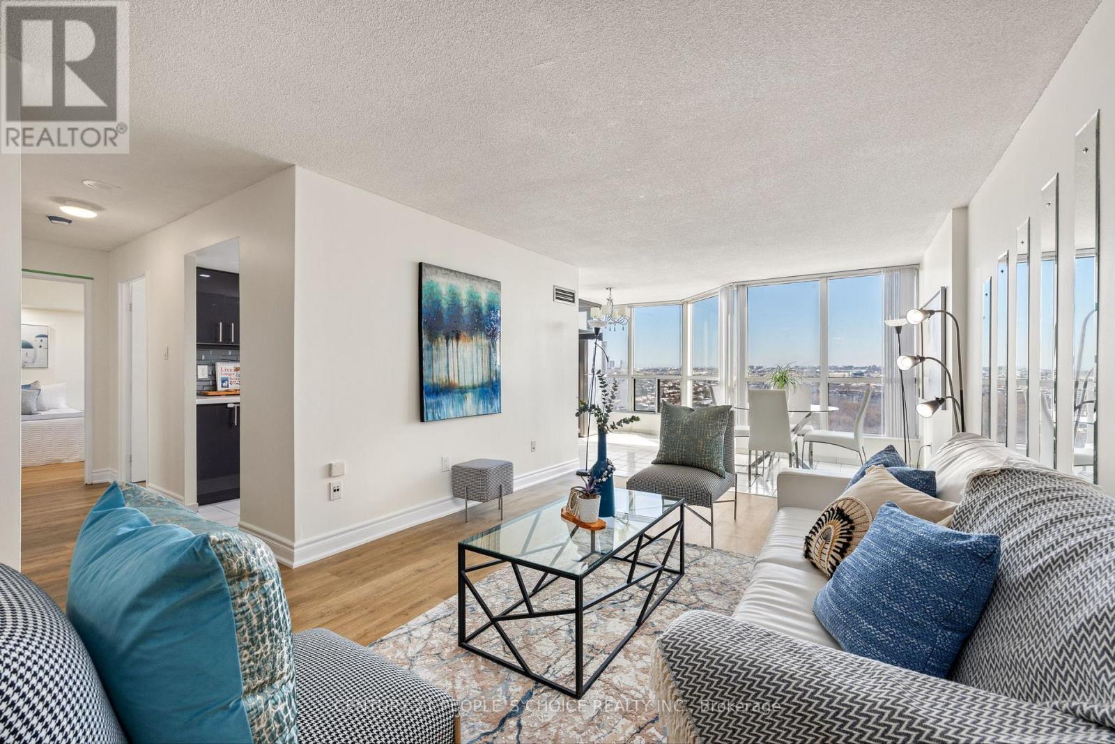 1605 - 3 Rowntree Road, Toronto (Mount Olive-Silverstone-Jamestown), Ontario  M9V 5G8 - Photo 6 - W12934970