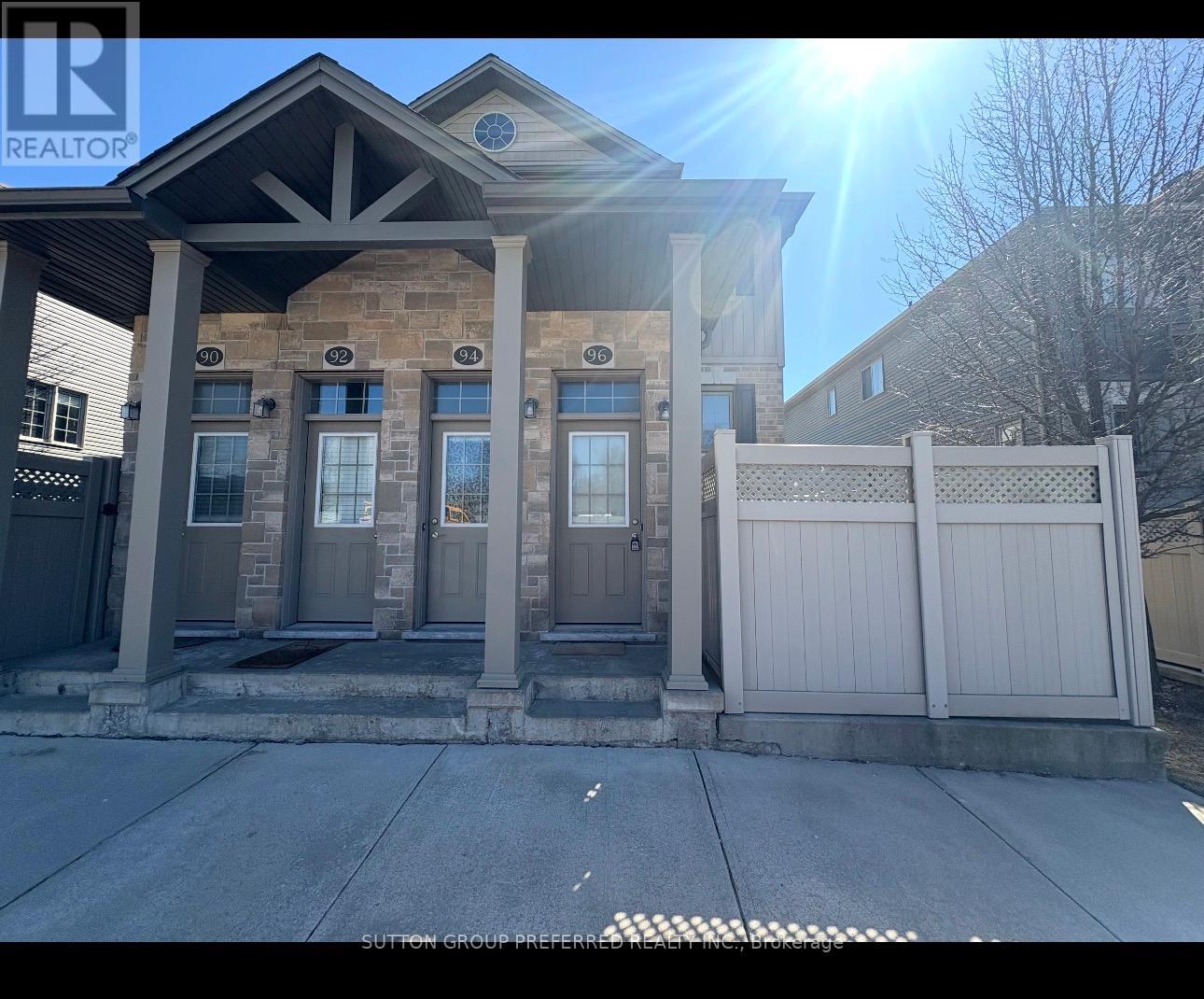 96 - 3200 Singleton Avenue, London South, Ontario  N6L 0C7 - Photo 1 - X12934794