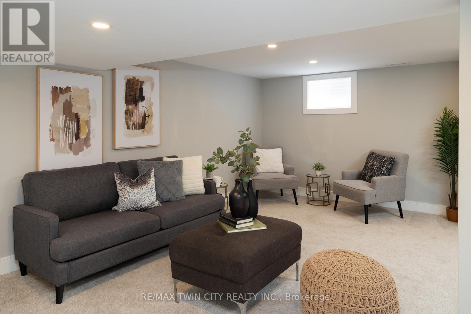 40 Varadi Avenue, Brantford, Ontario  N3R 3N3 - Photo 28 - X12934876