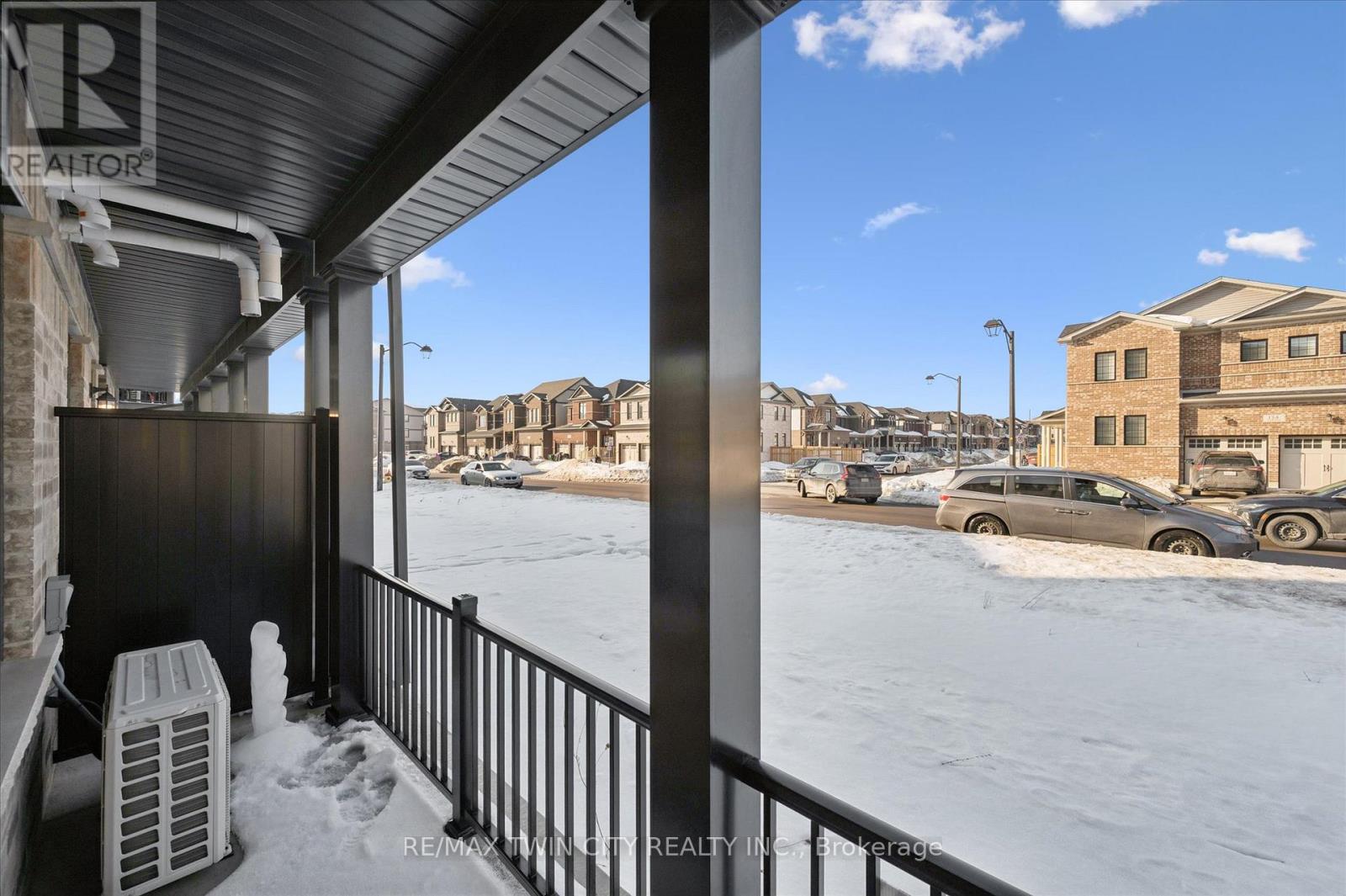 51 Lomond Lane, Kitchener, Ontario  N2R 0T6 - Photo 25 - X12934914