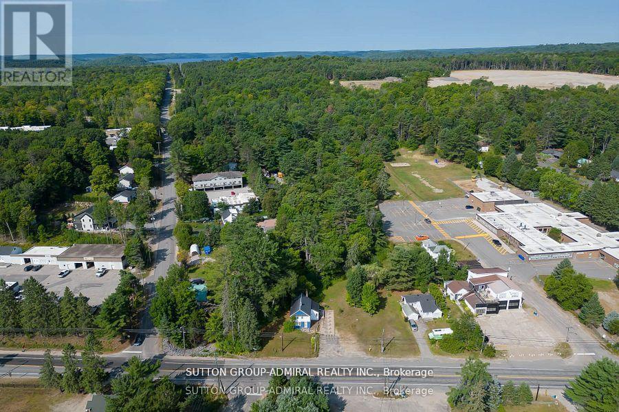 538 Muskoka Road 3 North, Huntsville (Chaffey), Ontario  P1H 1C8 - Photo 3 - X12934942