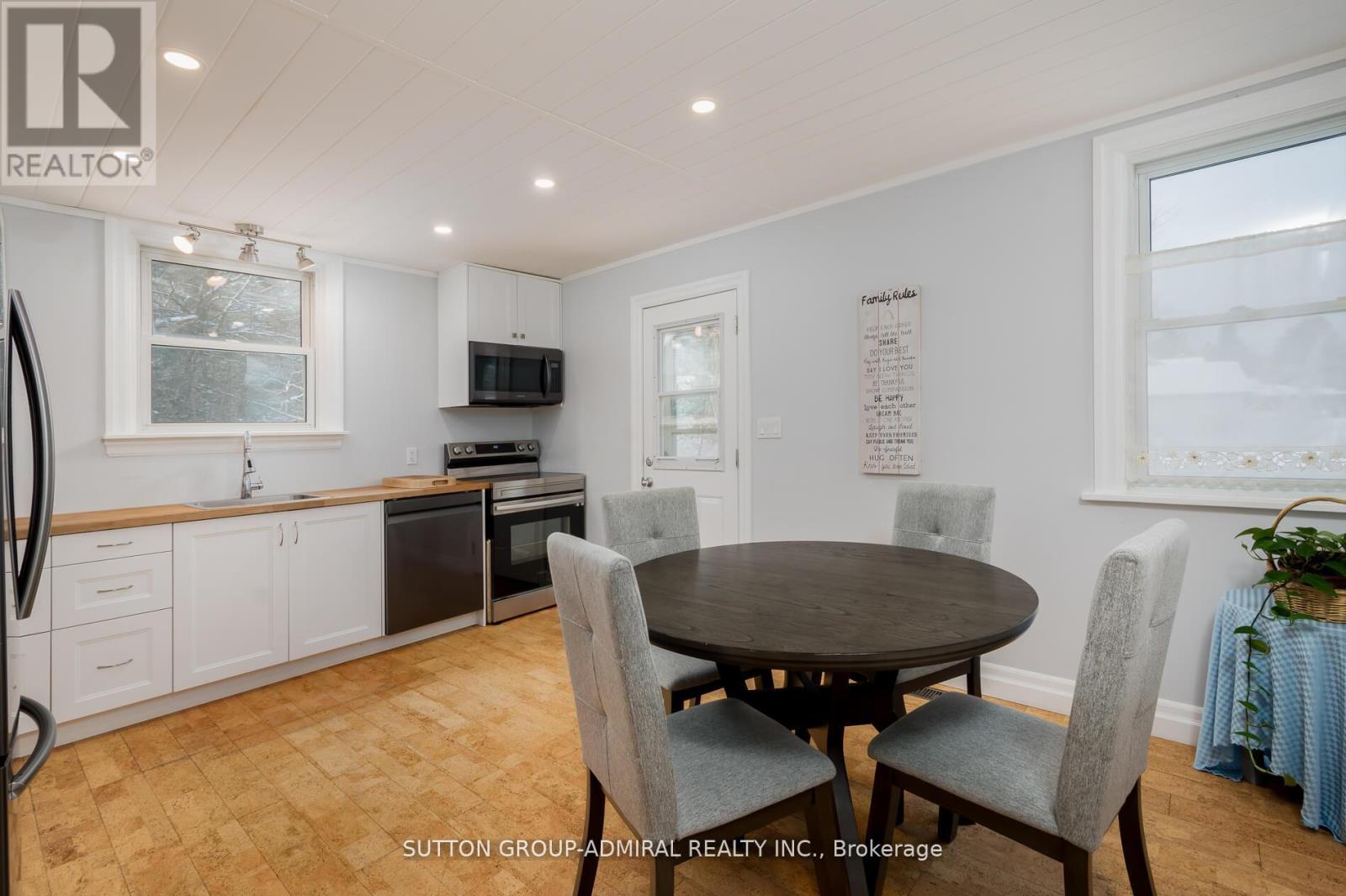 536/538 Muskoka Road 3 N, Huntsville (Chaffey), Ontario  P1H 1C8 - Photo 8 - X12934950