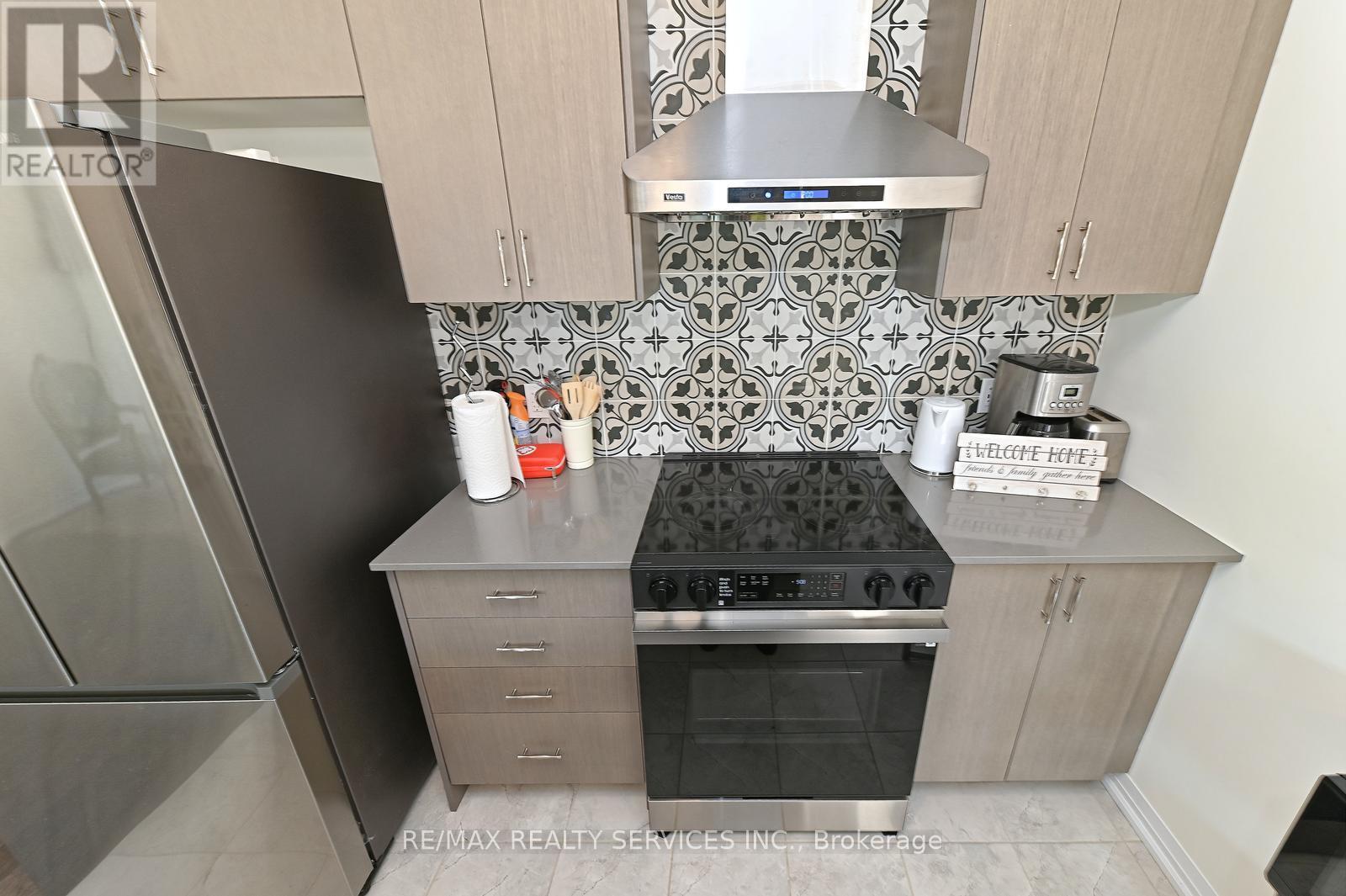 19 - 15 Blacklock Street, Cambridge, Ontario  N1S 0E6 - Photo 11 - X12934964