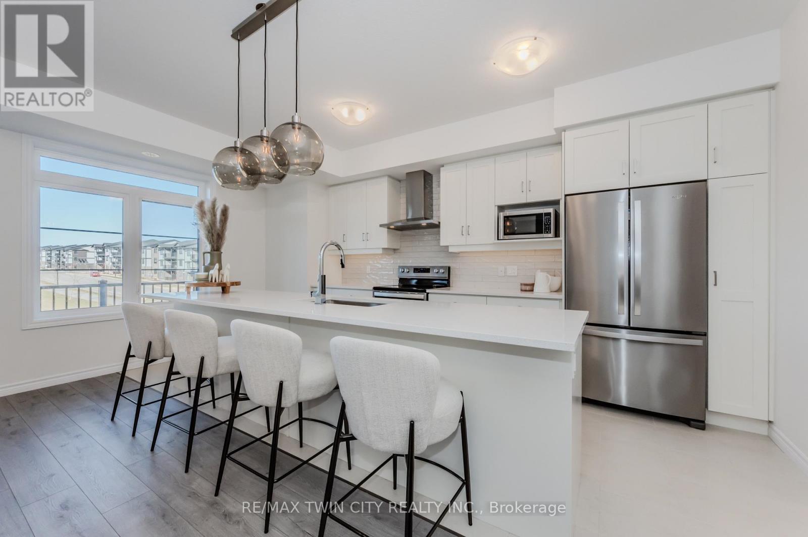 6 Lomond Lane, Kitchener, Ontario  N2R 0R4 - Photo 10 - X12934972