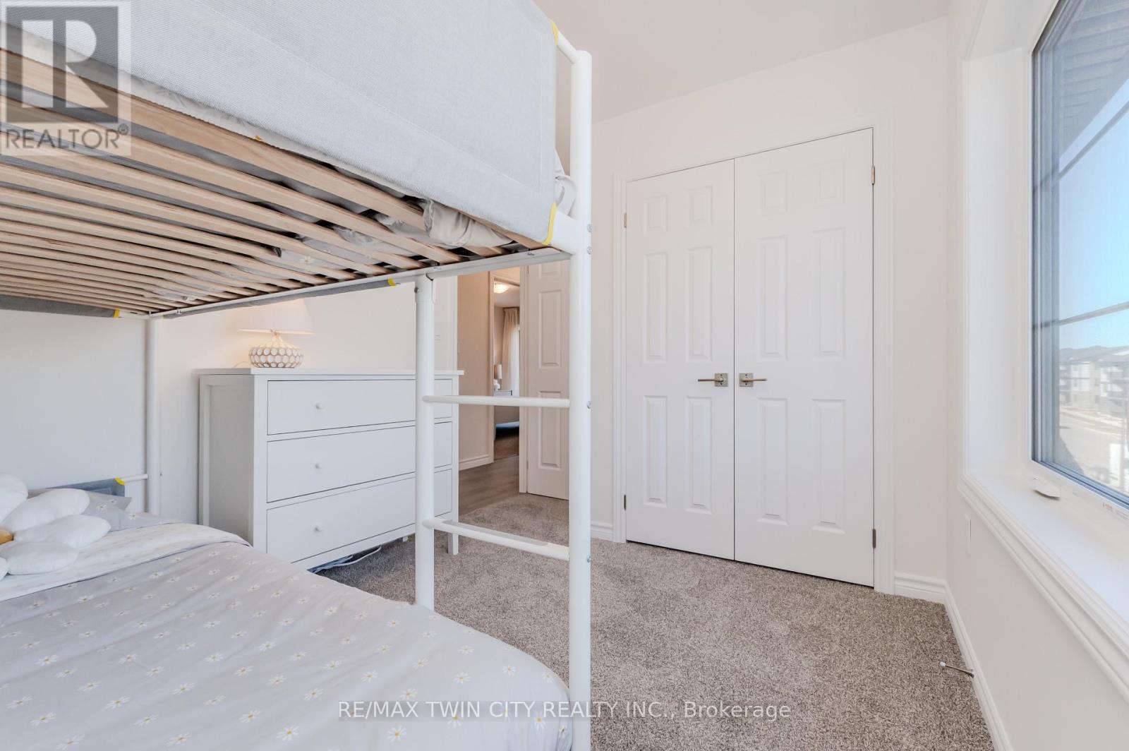 6 Lomond Lane, Kitchener, Ontario  N2R 0R4 - Photo 37 - X12934972