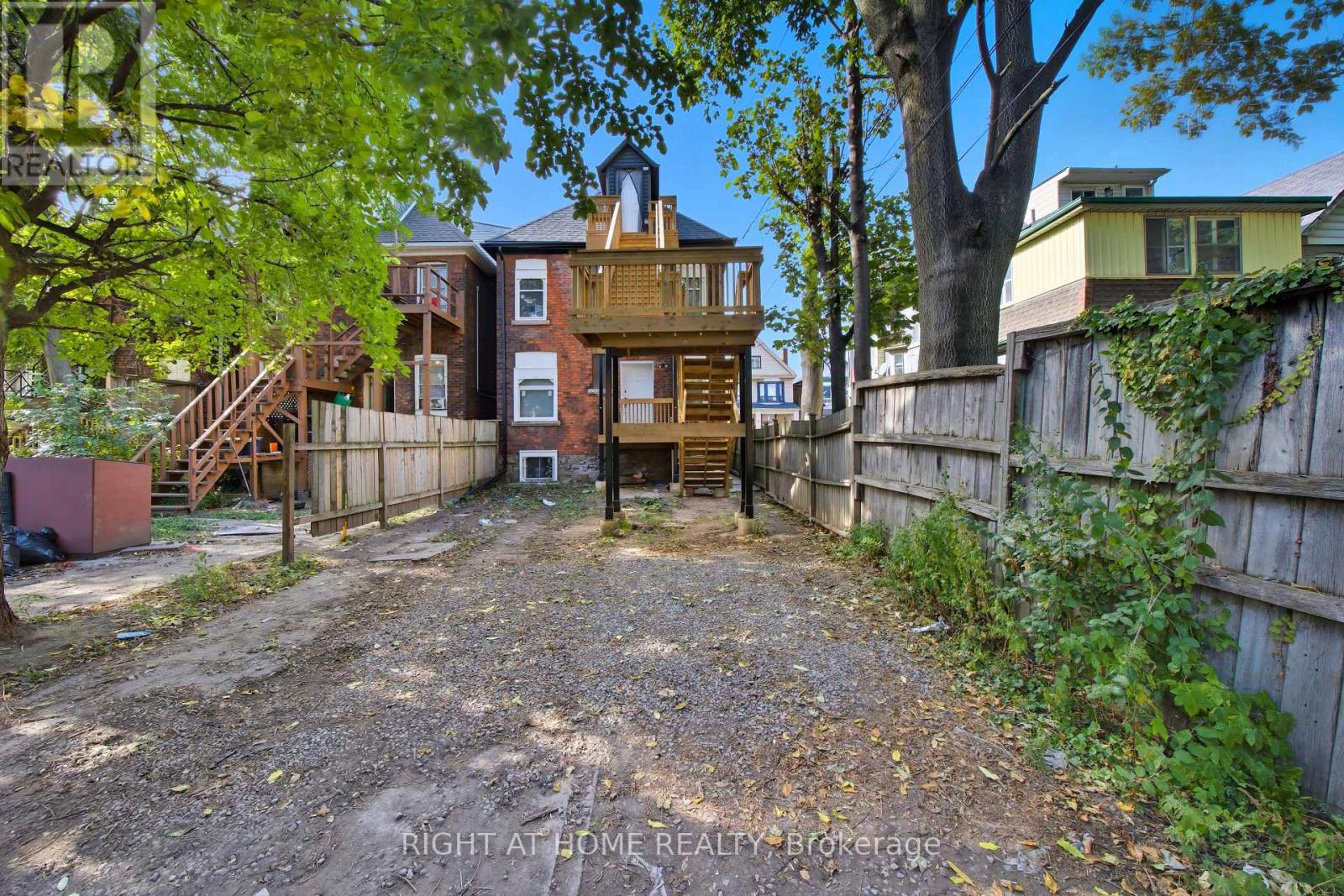 4 - 30 Stirton Street, Hamilton (Gibson), Ontario  L8L 6E8 - Photo 17 - X12934976