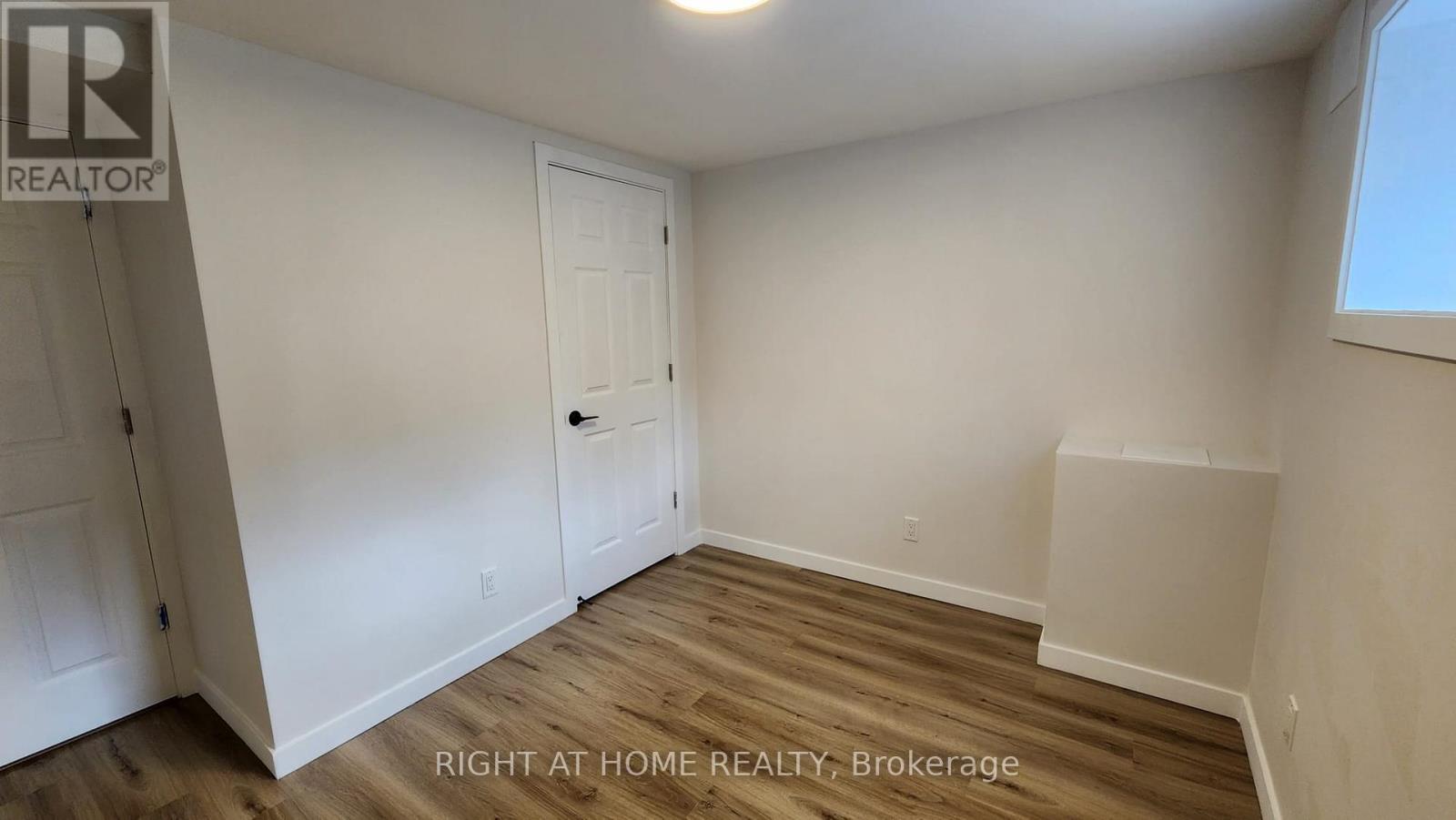 4 - 30 Stirton Street, Hamilton (Gibson), Ontario  L8L 6E8 - Photo 8 - X12934976