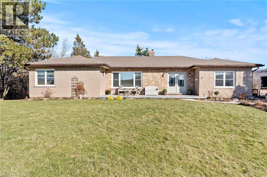 27 Cline Mountain Road S, Grimsby, Ontario  L3M 4B4 - Photo 3 - 40816028