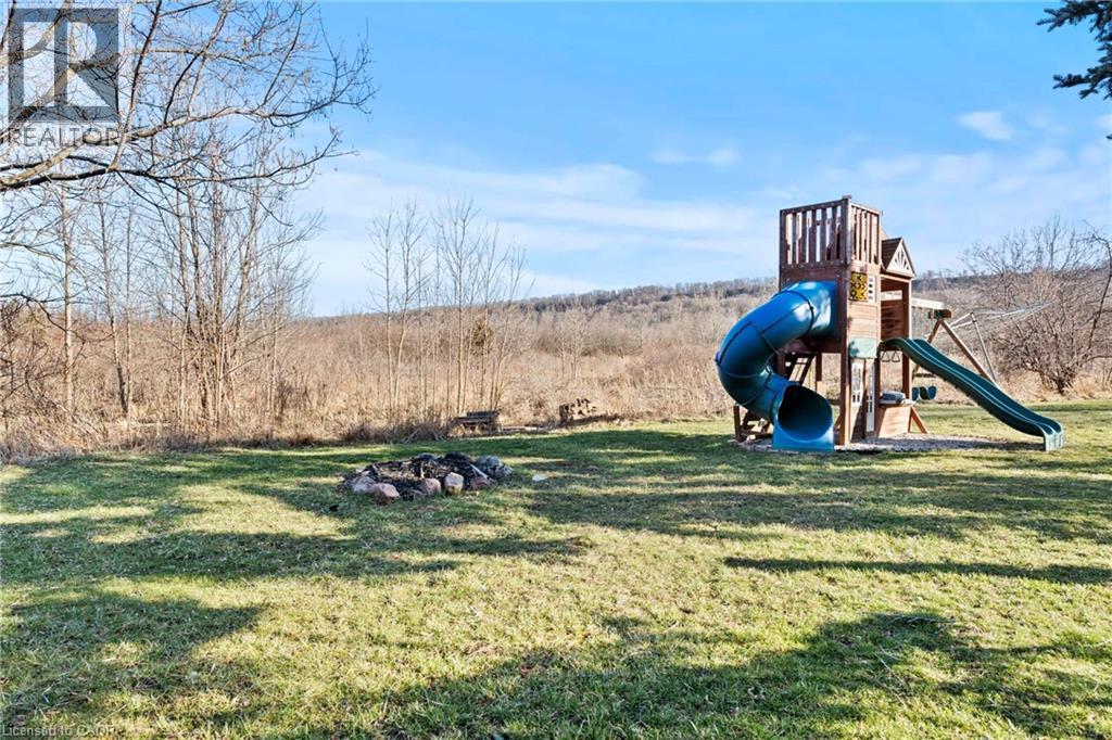 27 Cline Mountain Road S, Grimsby, Ontario  L3M 4B4 - Photo 31 - 40816028