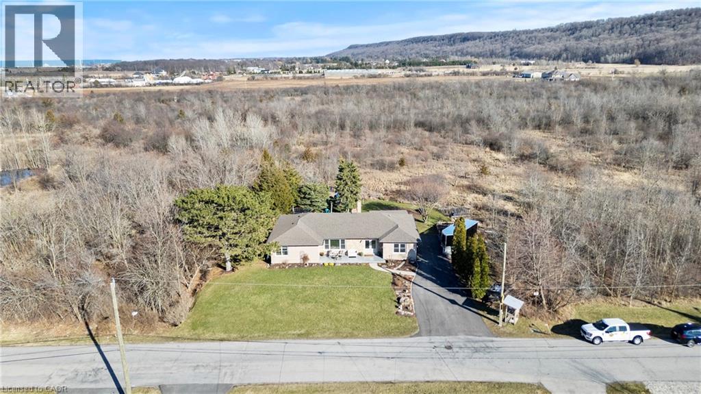 27 Cline Mountain Road S, Grimsby, Ontario  L3M 4B4 - Photo 34 - 40816028