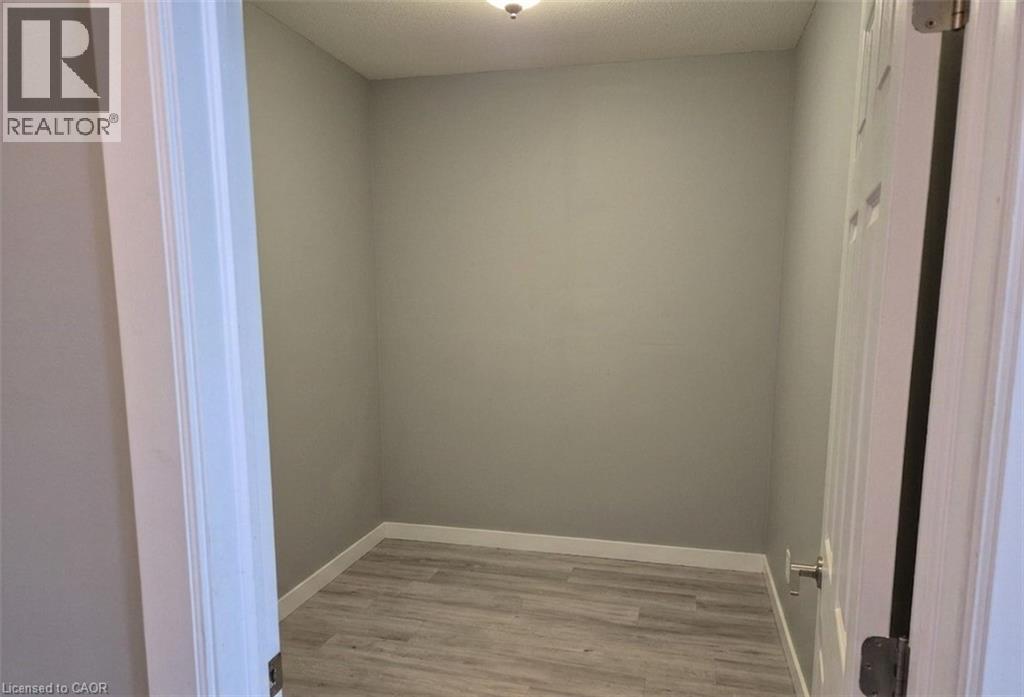 624 King Street E Unit# 102, Cambridge, Ontario  N3H 3N6 - Photo 7 - 40815941