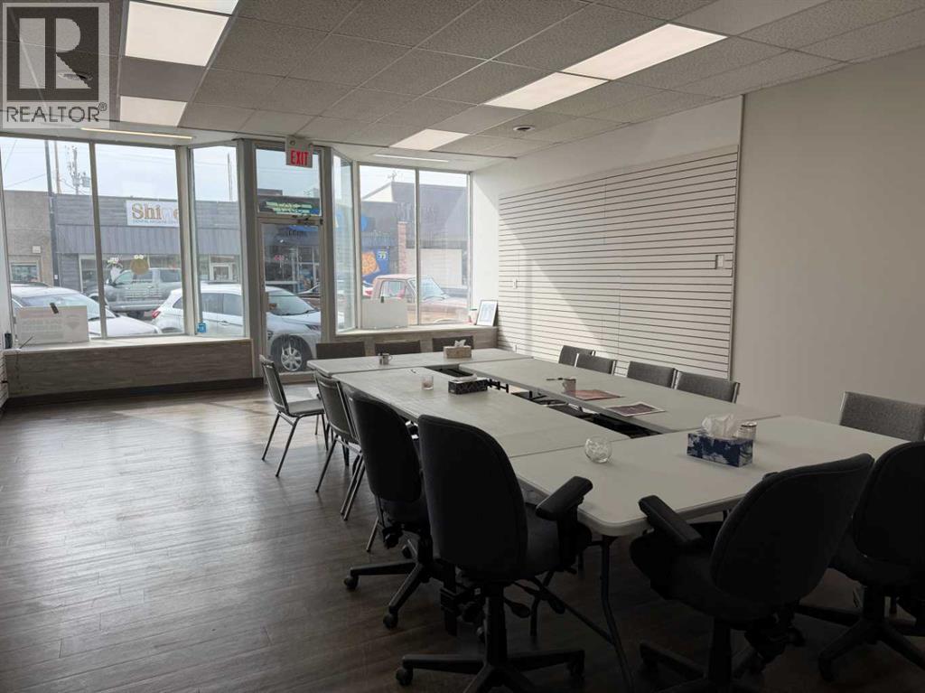 5327 48 Avenue, Taber, Alberta  T1G 1S7 - Photo 4 - A2257459