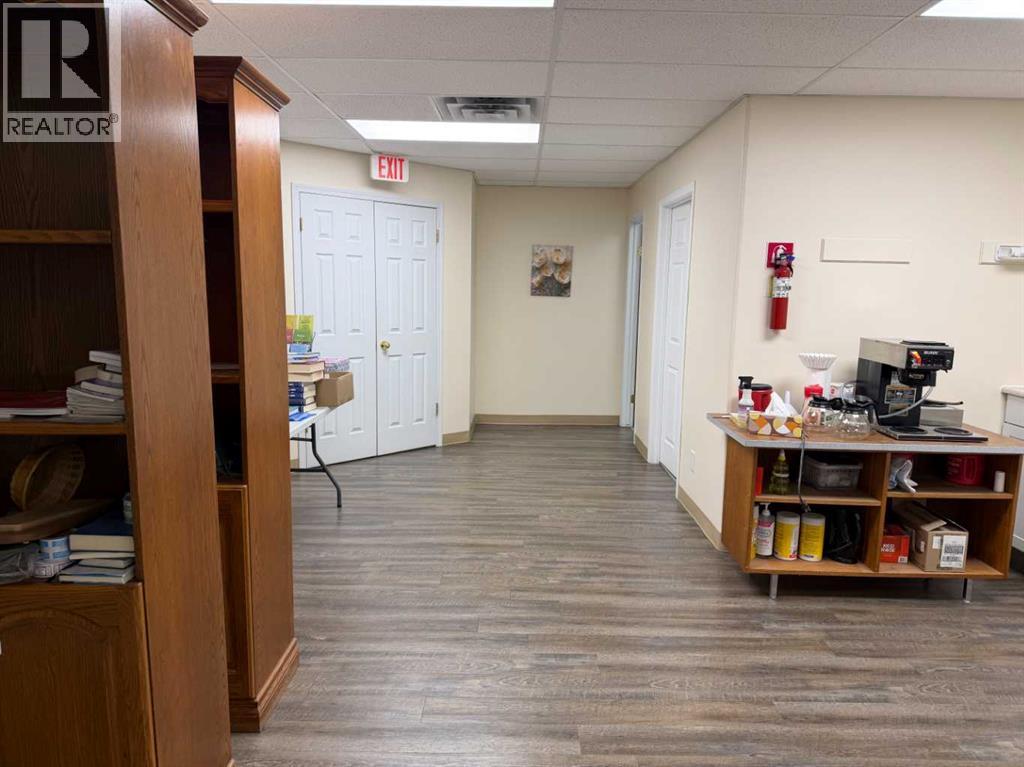 5327 48 Avenue, Taber, Alberta  T1G 1S7 - Photo 12 - A2257459