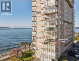 408 150 24TH STREET, West Vancouver, British Columbia