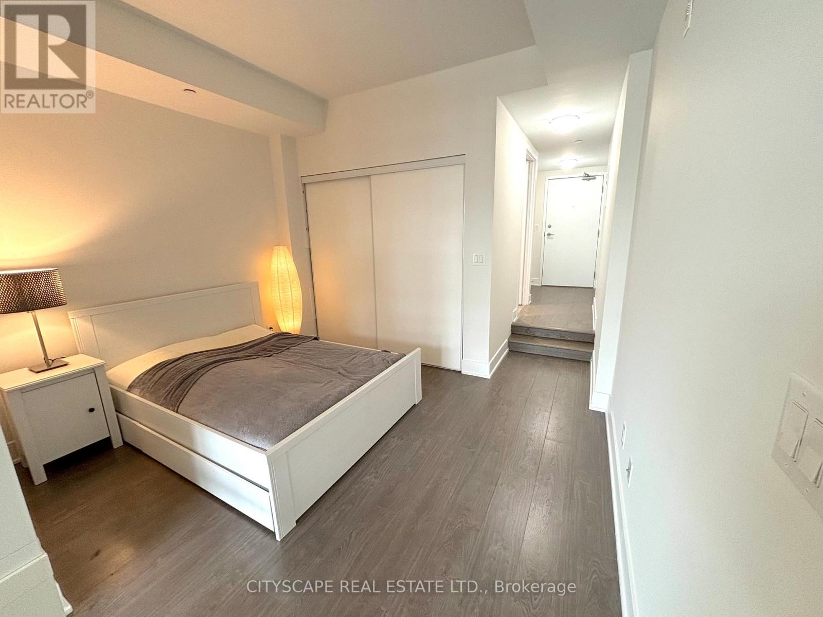 905 - 508 Wellington Street W, Toronto (Waterfront Communities), Ontario  M5V 1E3 - Photo 4 - C12934444