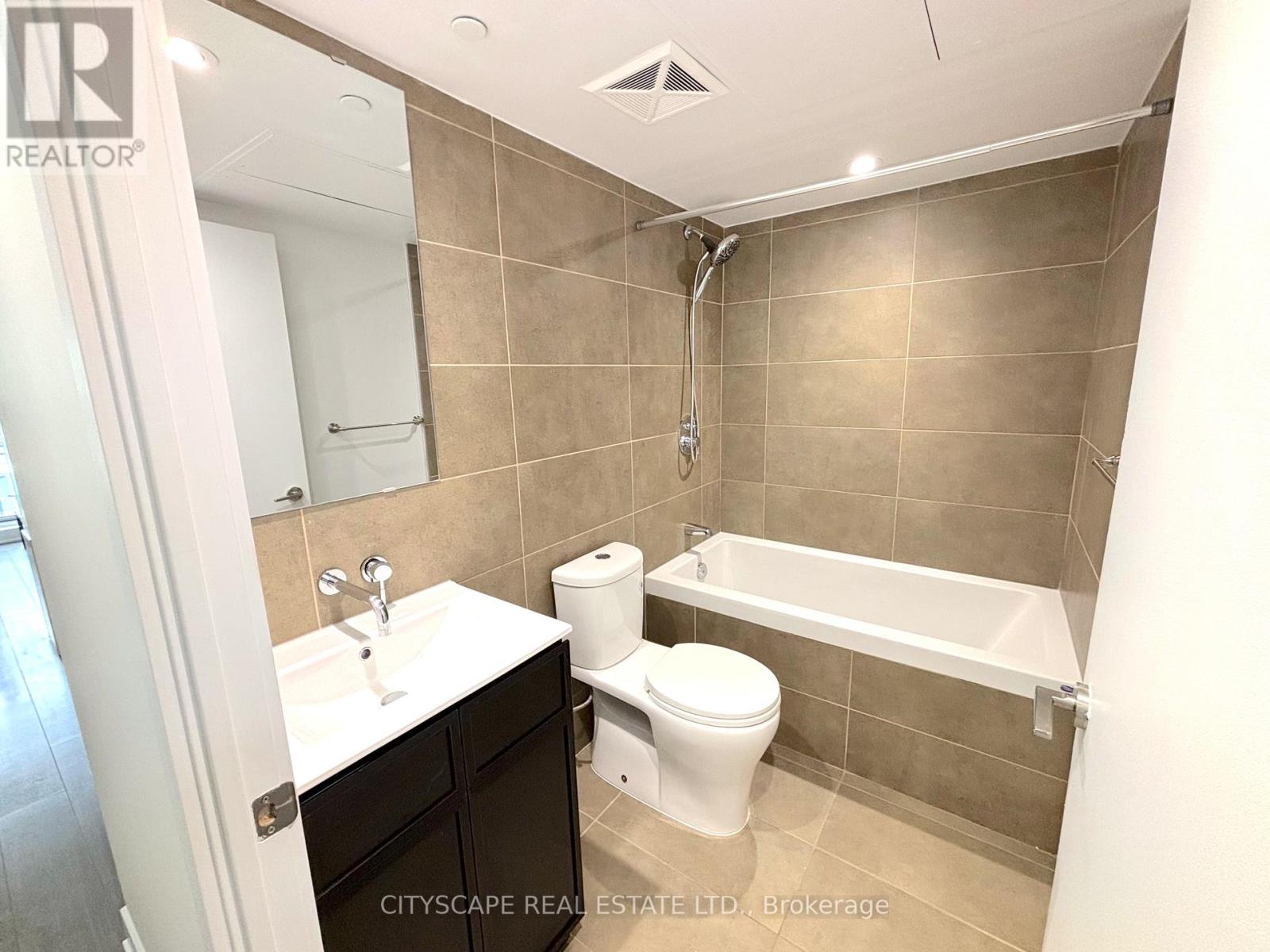 905 - 508 Wellington Street W, Toronto (Waterfront Communities), Ontario  M5V 1E3 - Photo 5 - C12934444