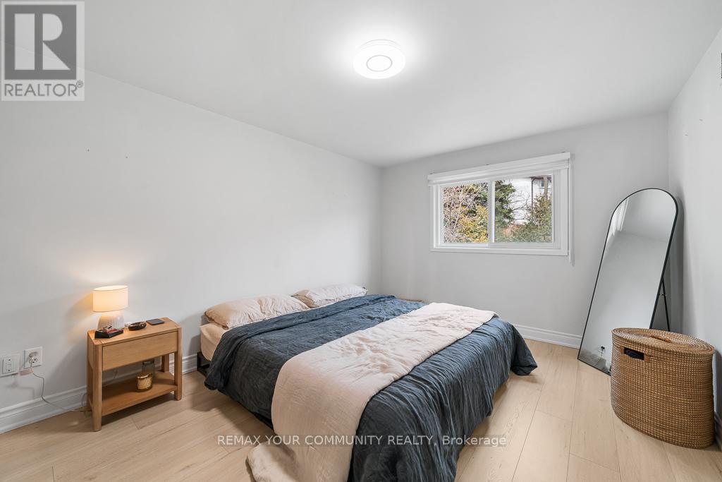 34 Park Lane Circle, Richmond Hill (South Richvale), Ontario  L4C 6S8 - Photo 12 - N12934052