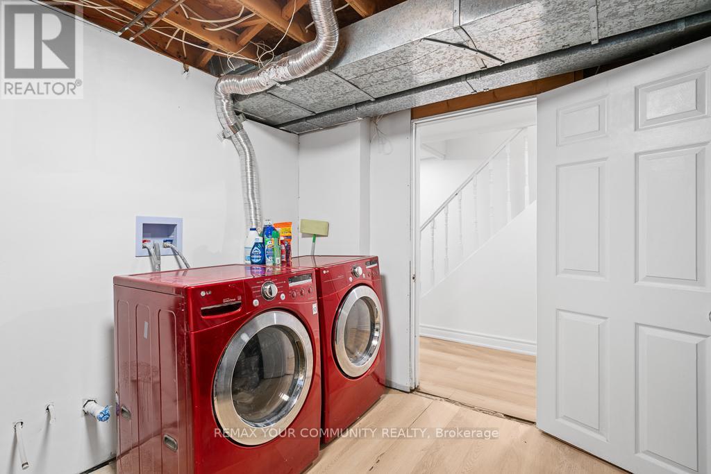 34 Park Lane Circle, Richmond Hill (South Richvale), Ontario  L4C 6S8 - Photo 22 - N12934052