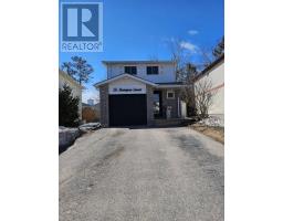 56 SHAKESPEARE CRESCENT, Barrie, Ontario