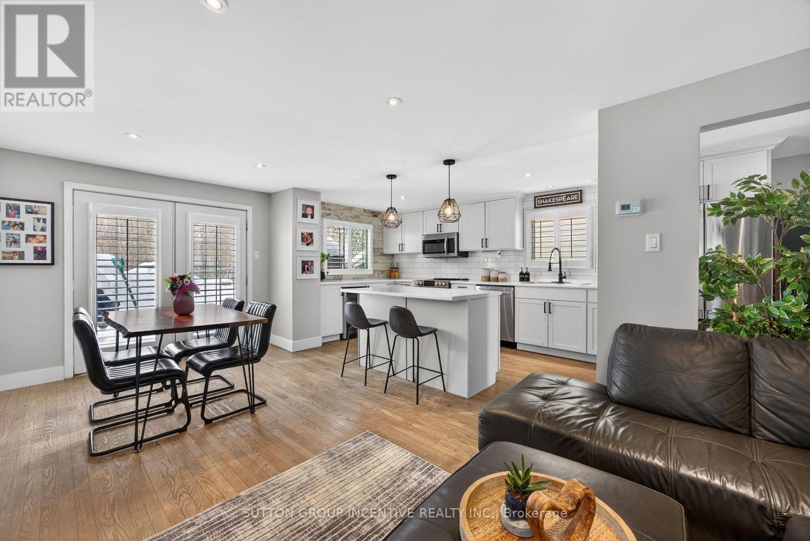 56 Shakespeare Crescent, Barrie, Ontario  L4N 6C1 - Photo 17 - S12853274