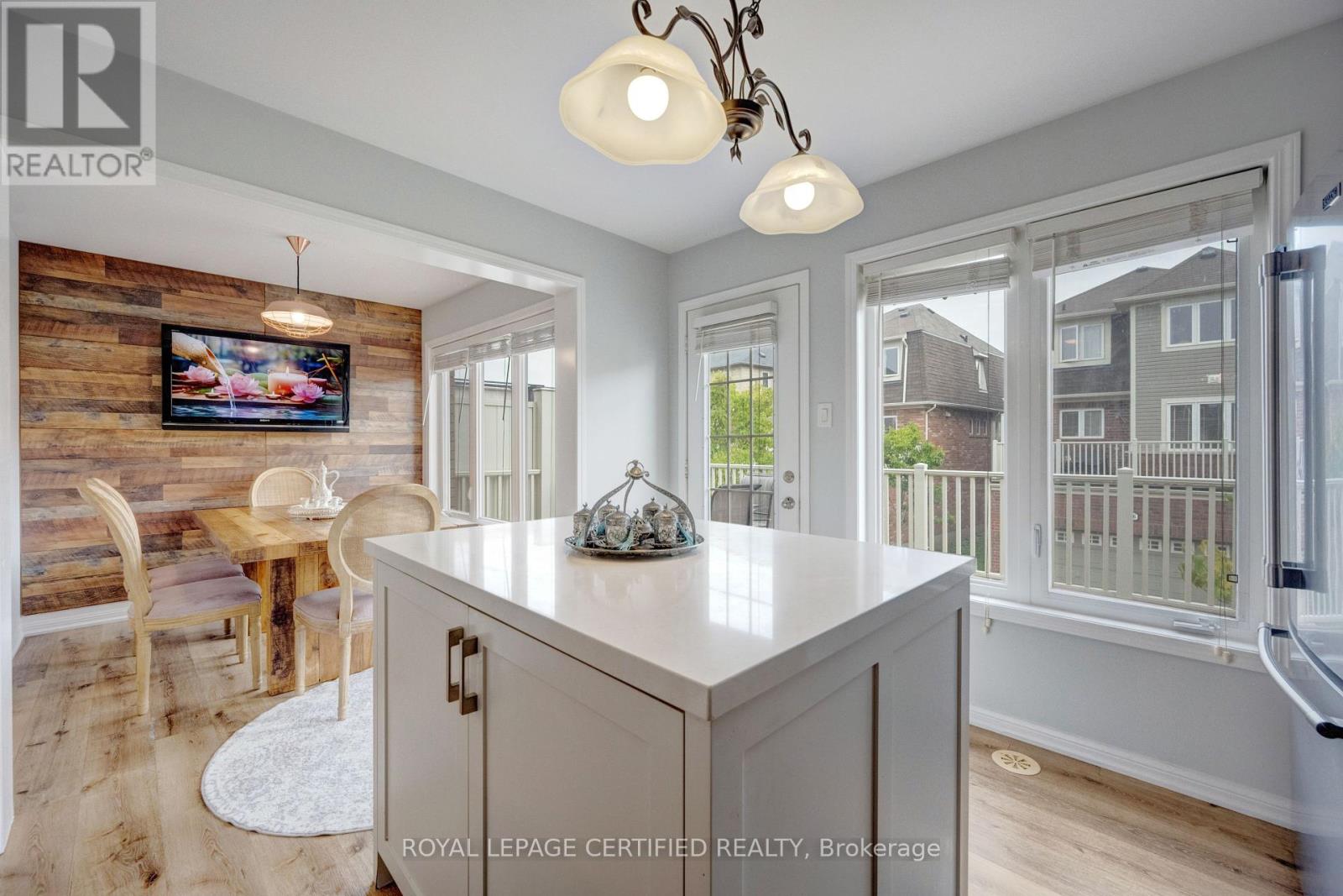 216 Magurn Gate, Milton, Ontario  L9T 7B4 - Photo 20 - W12787302