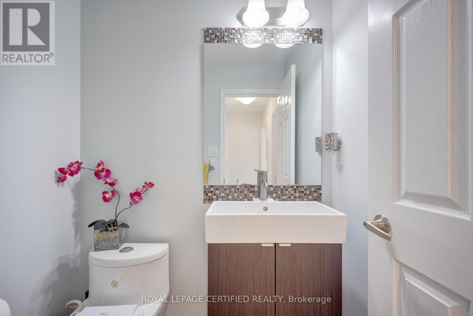 216 Magurn Gate, Milton, Ontario  L9T 7B4 - Photo 24 - W12787302