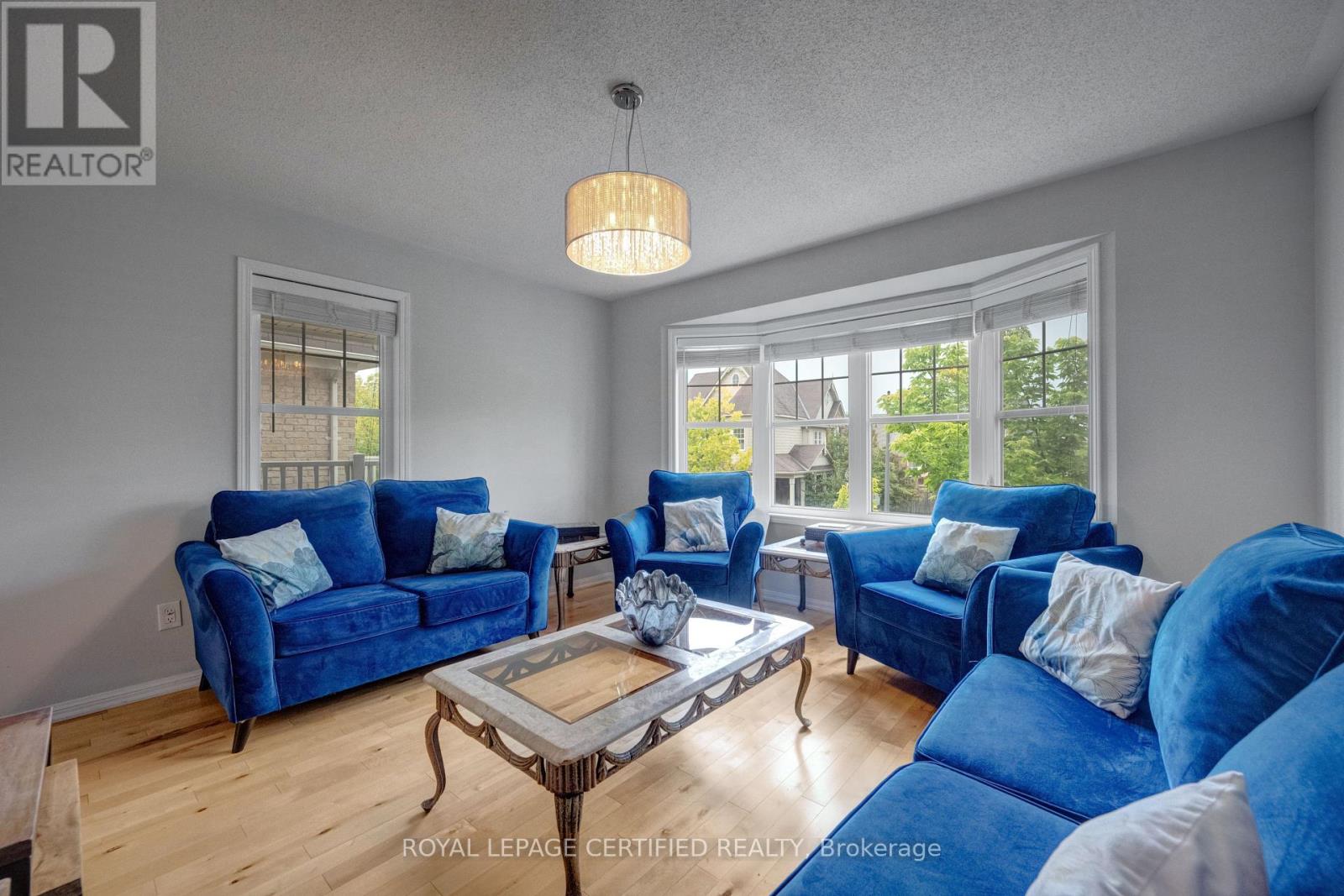 216 Magurn Gate, Milton, Ontario  L9T 7B4 - Photo 17 - W12787302