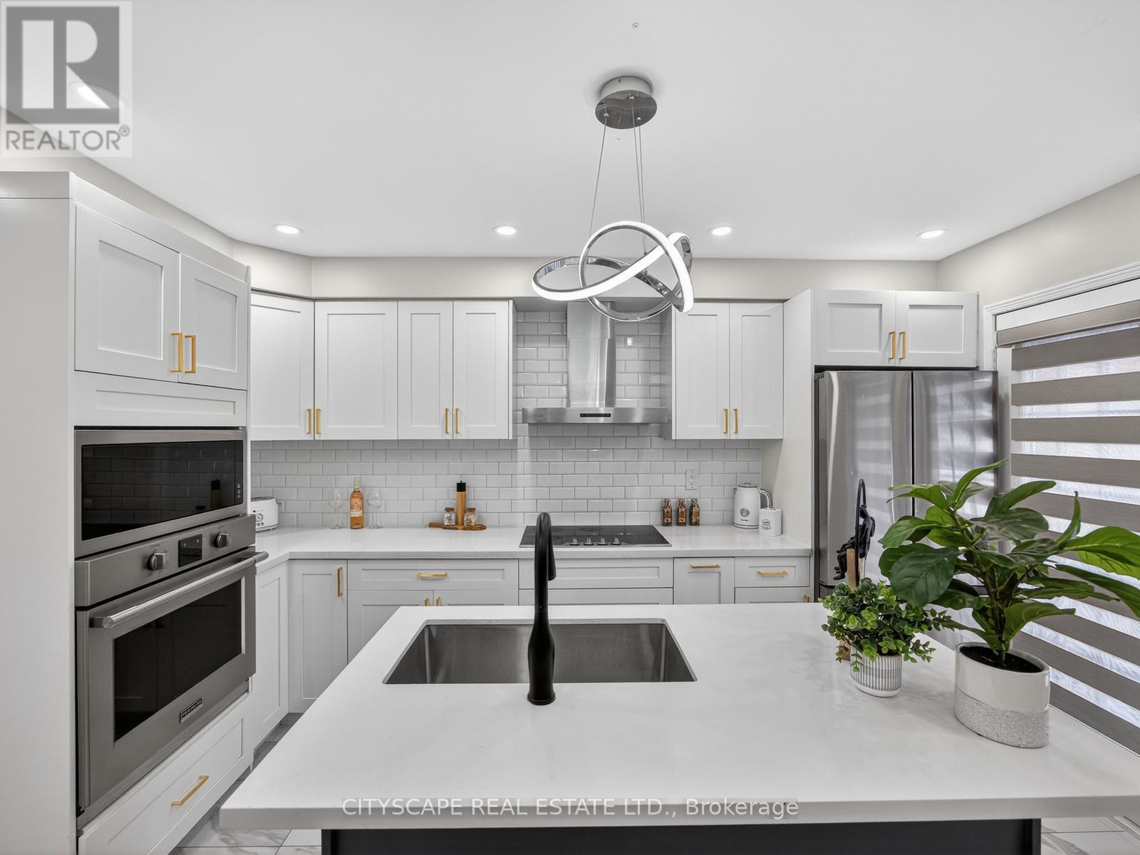 67 - 601 Shoreline Drive, Mississauga, Ontario  L5B 4K7 - Photo 7 - W12870542