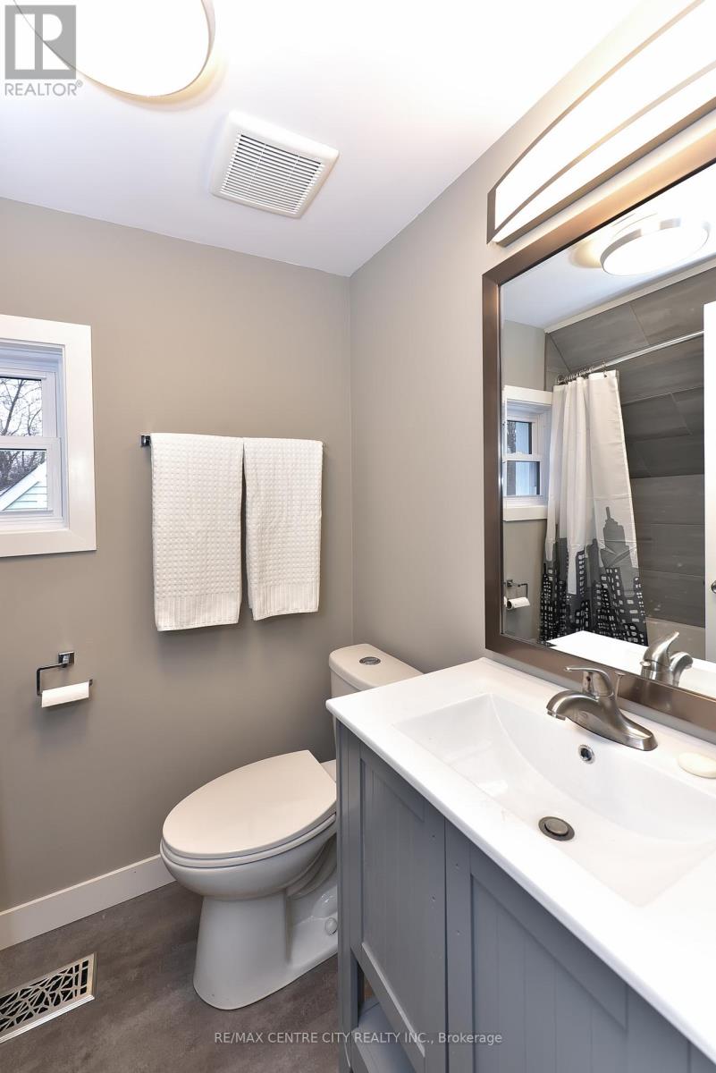 224 Rathowen Street, London North, Ontario  N6H 2G2 - Photo 18 - X12935016