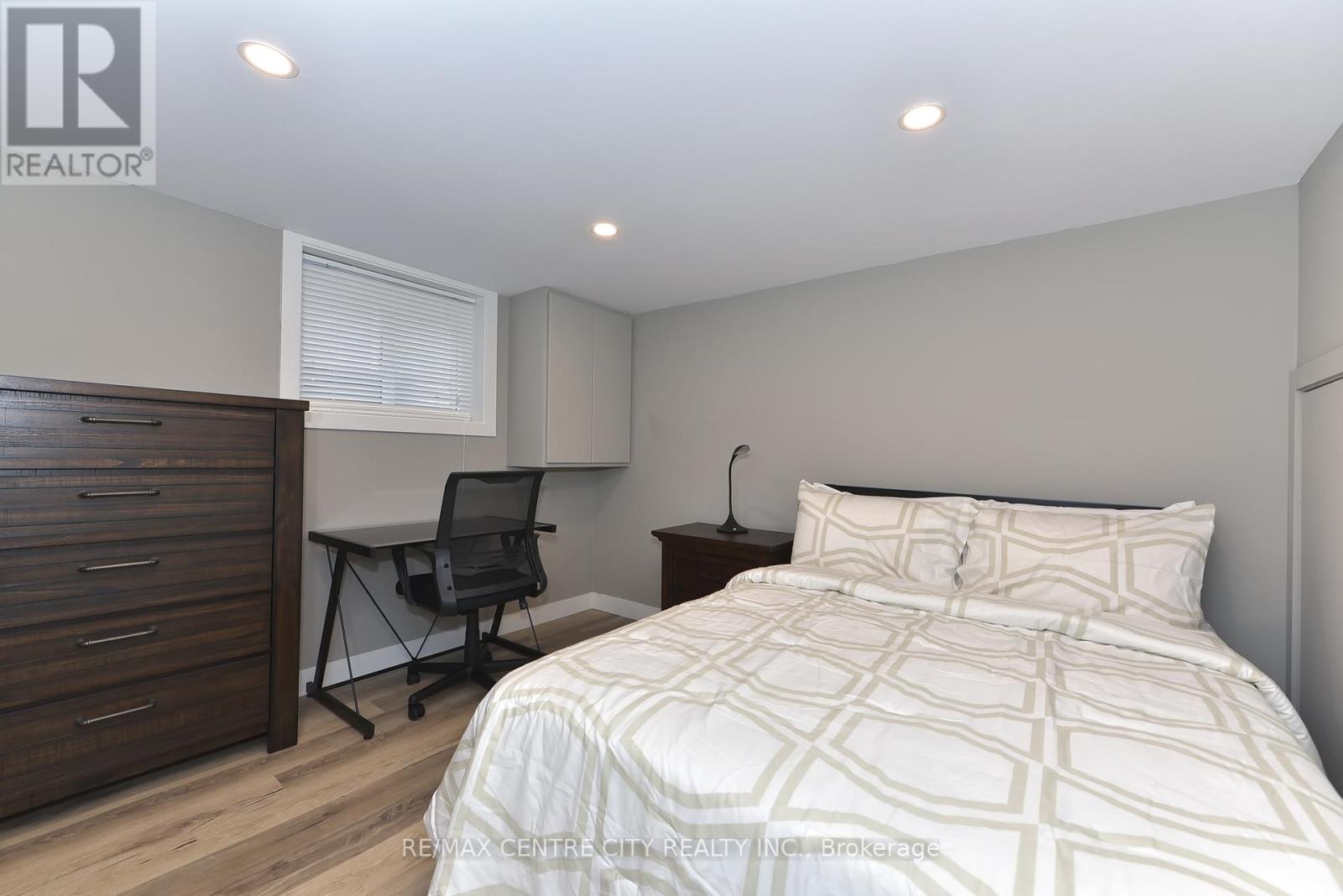 224 Rathowen Street, London North, Ontario  N6H 2G2 - Photo 20 - X12935016