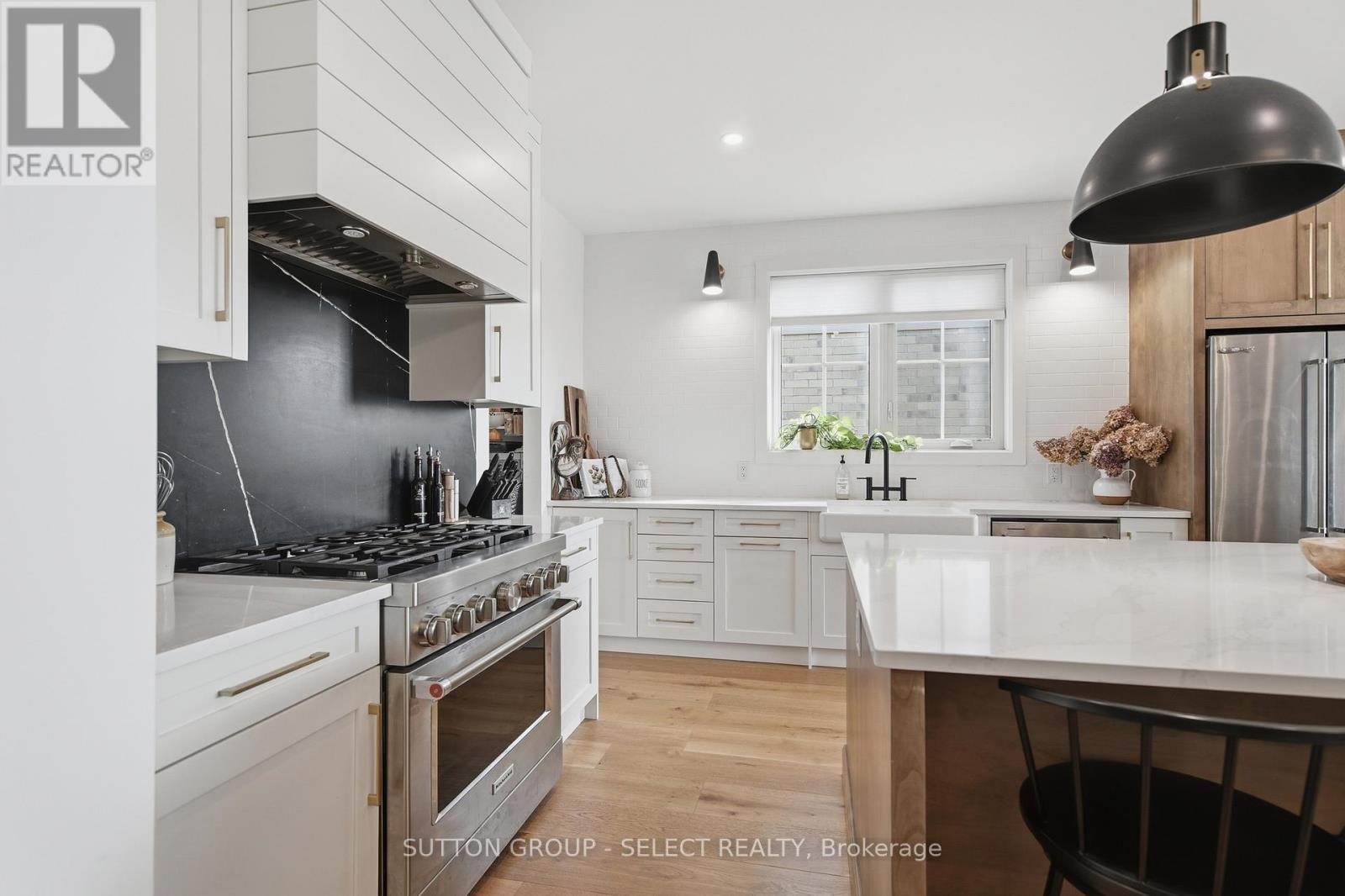 1670 Upper West Avenue, London South, Ontario  N6K 0K6 - Photo 11 - X12935062