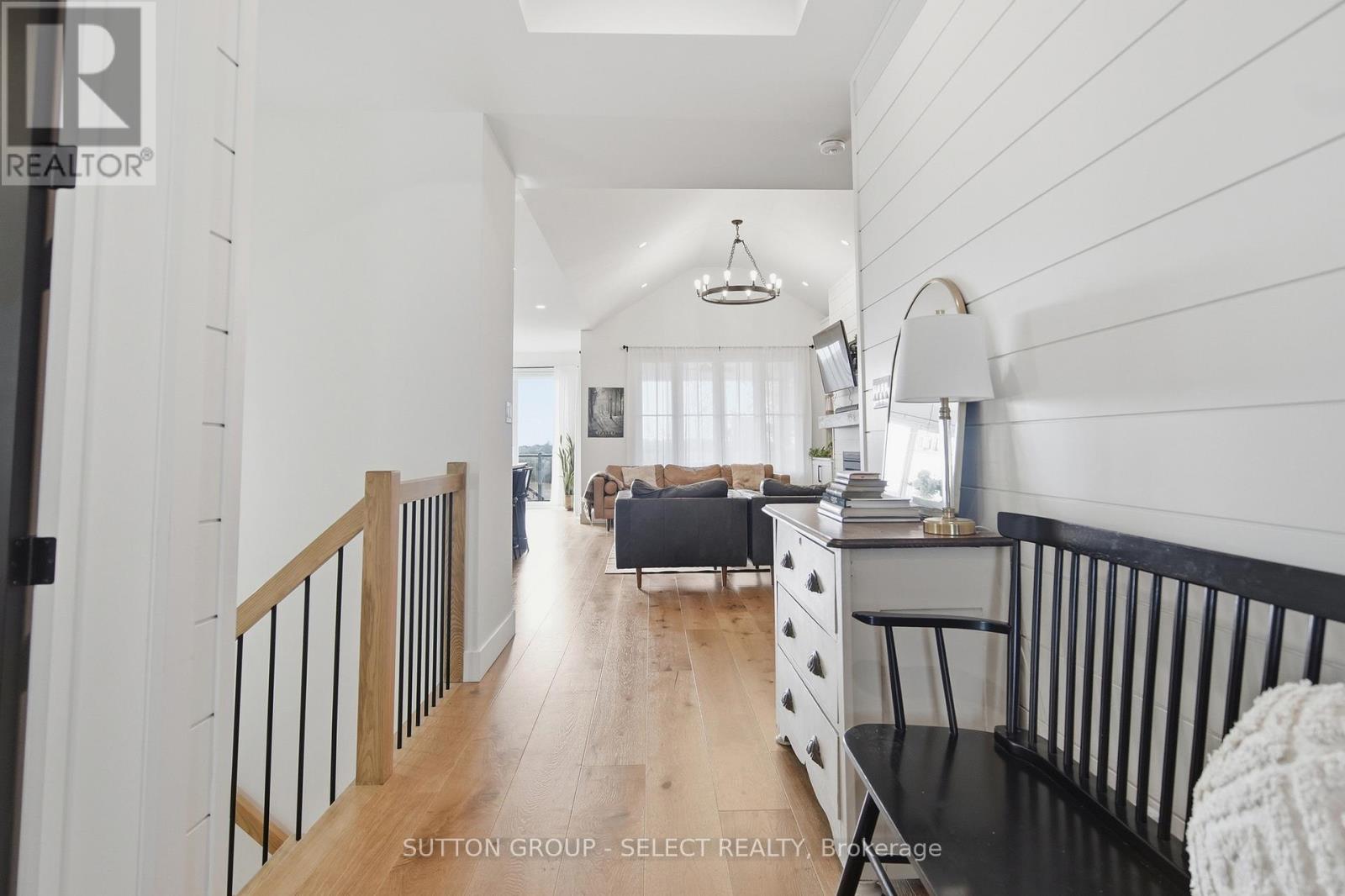 1670 Upper West Avenue, London South, Ontario  N6K 0K6 - Photo 3 - X12935062