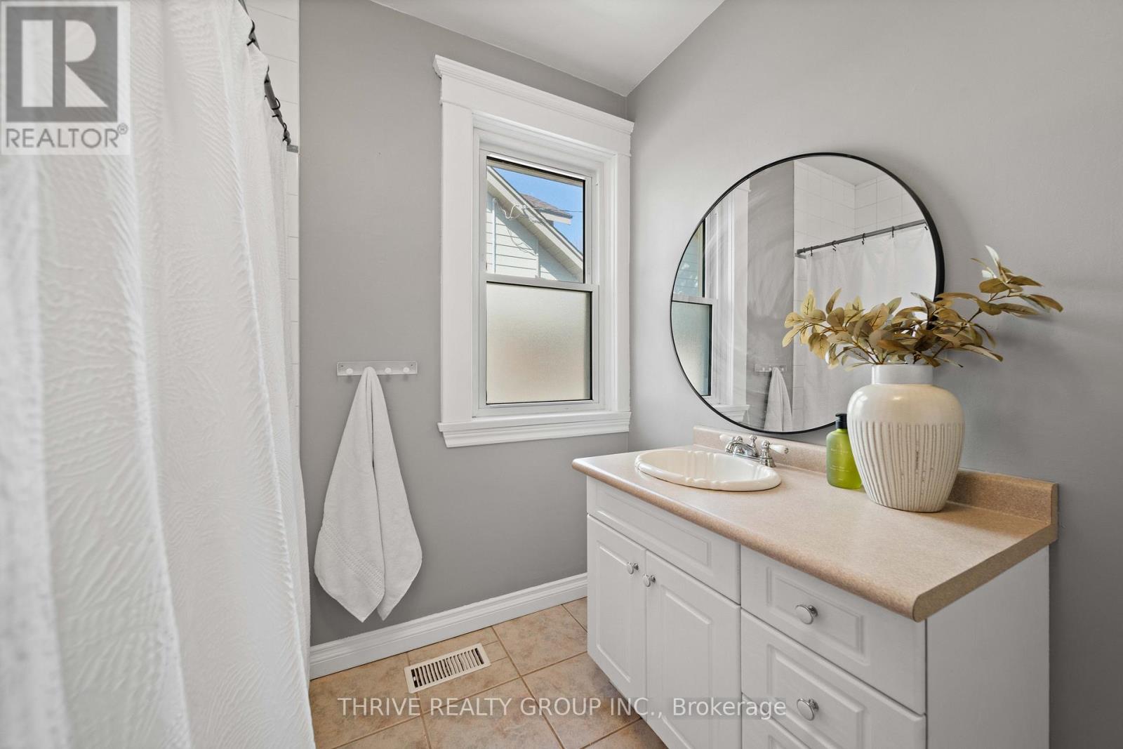 123 Thornton Avenue, London East, Ontario  N5Y 2Y6 - Photo 19 - X12935138