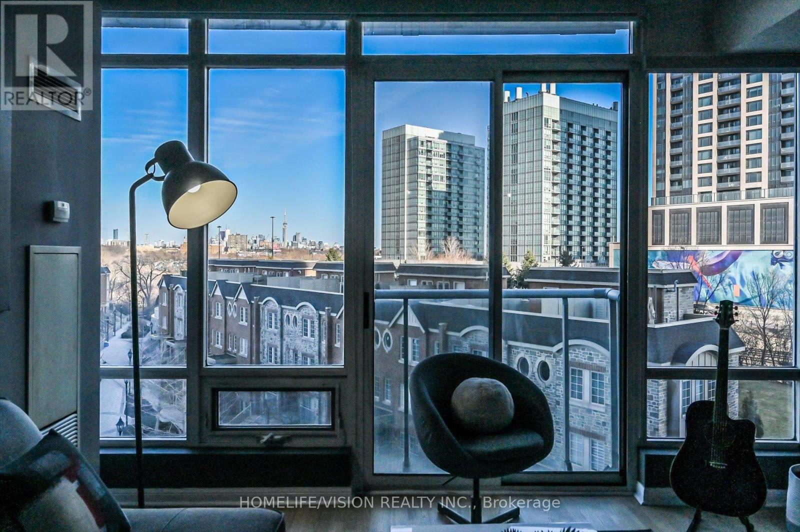 508 - 15 Windermere Avenue, Toronto (High Park-Swansea), Ontario  M6S 5A2 - Photo 14 - W12934946