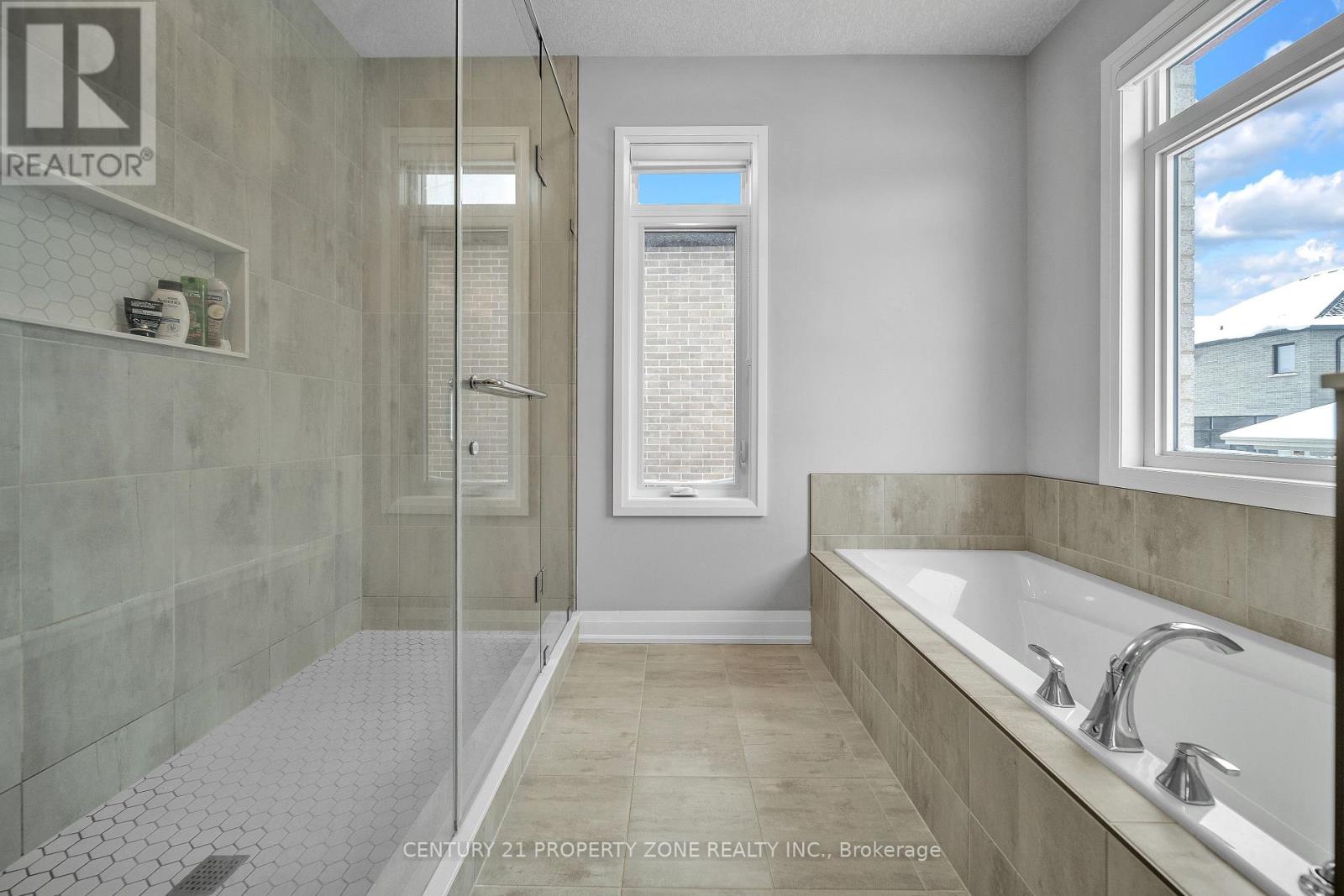 20 Hollybrook Trail, Kitchener, Ontario  N2R 0M4 - Photo 23 - X12933274