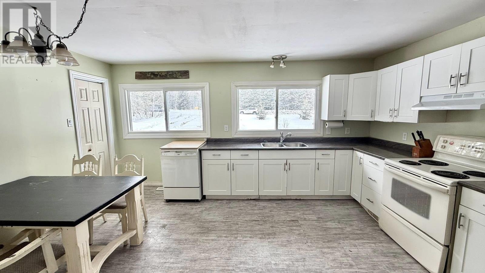 299 Cronk Rd, O'connor Township, Ontario  P0T 1W0 - Photo 12 - TB2600461