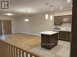 6 - 7138 Parsa Street, Niagara Falls, Ontario  L2H 3W1 - Photo 4 - X12935052