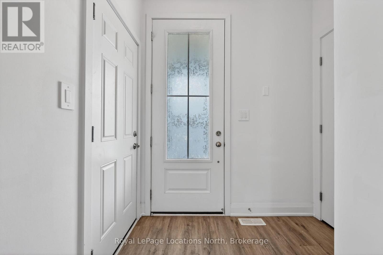 10 Allison Lane, Midland, Ontario  L4R 0H2 - Photo 5 - S12935102