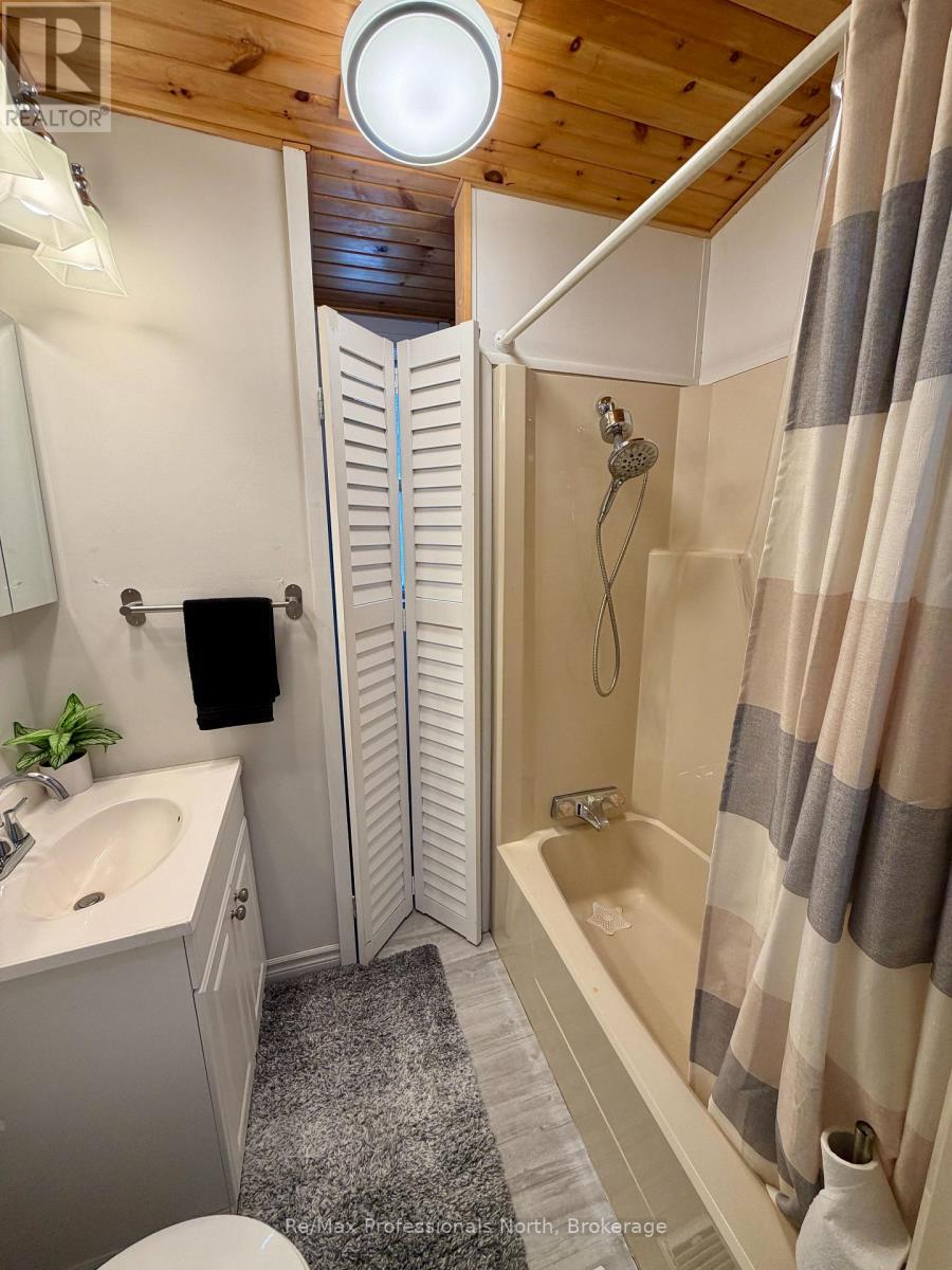 94 - 1007 Racoon Road, Gravenhurst, Ontario P1P 0C5 - Photo 18 - X12934982