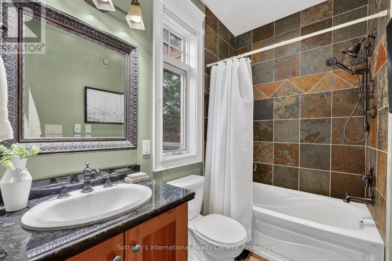 160 Sunset Boulevard, Blue Mountains, Ontario  N0H 2P0 - Photo 16 - X12935070