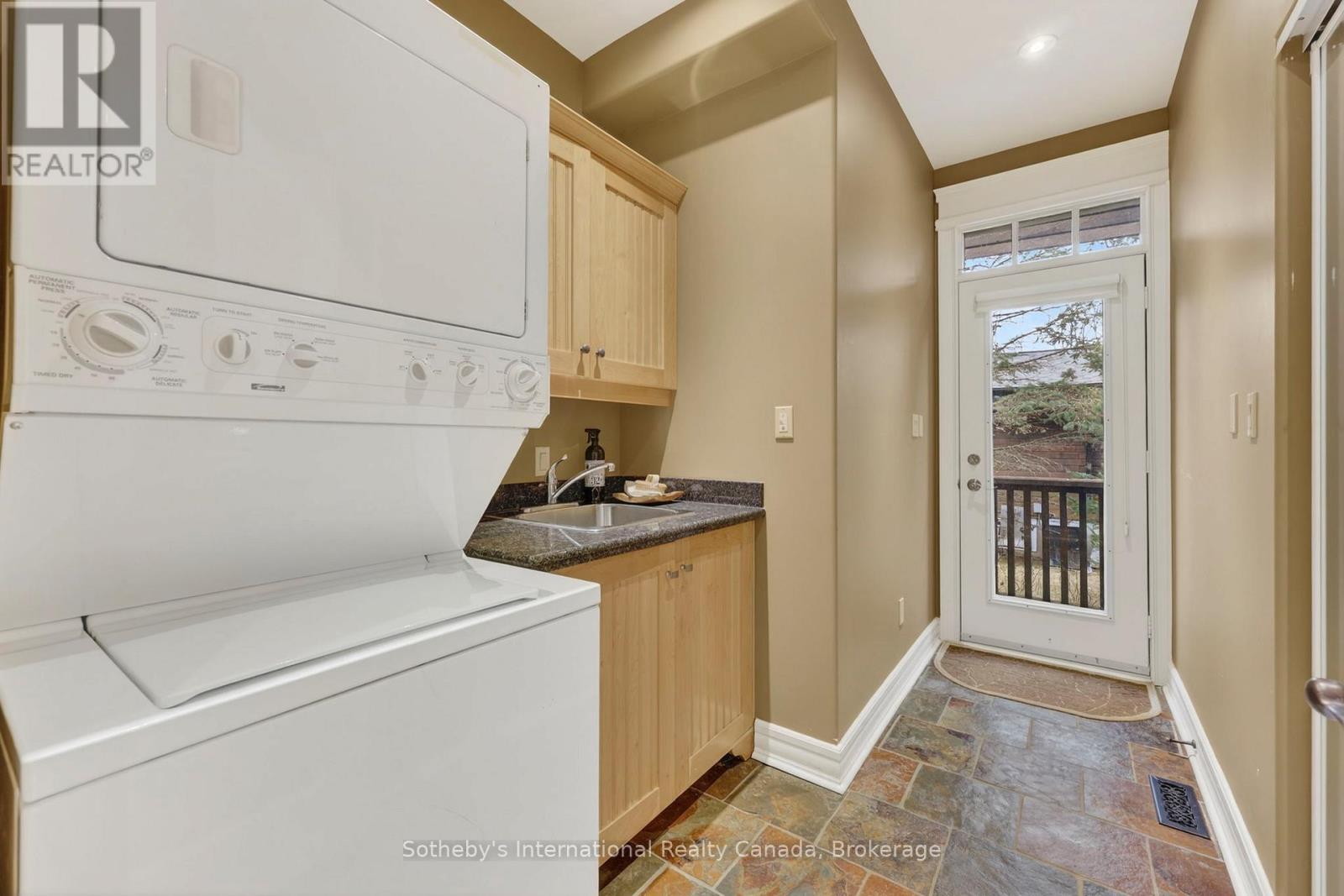 160 Sunset Boulevard, Blue Mountains, Ontario  N0H 2P0 - Photo 19 - X12935070