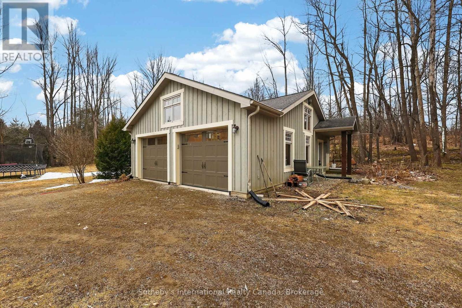160 Sunset Boulevard, Blue Mountains, Ontario  N0H 2P0 - Photo 34 - X12935070