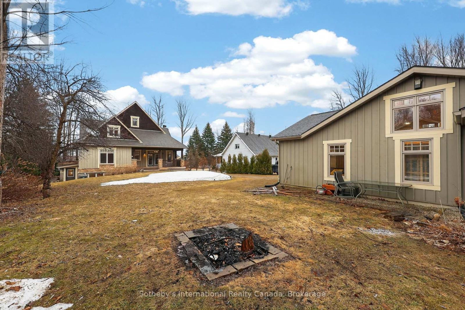 160 Sunset Boulevard, Blue Mountains, Ontario  N0H 2P0 - Photo 41 - X12935070