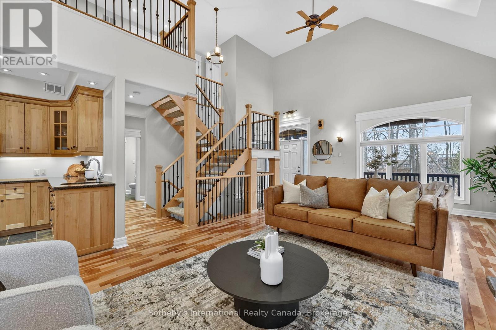 160 Sunset Boulevard, Blue Mountains, Ontario  N0H 2P0 - Photo 8 - X12935070