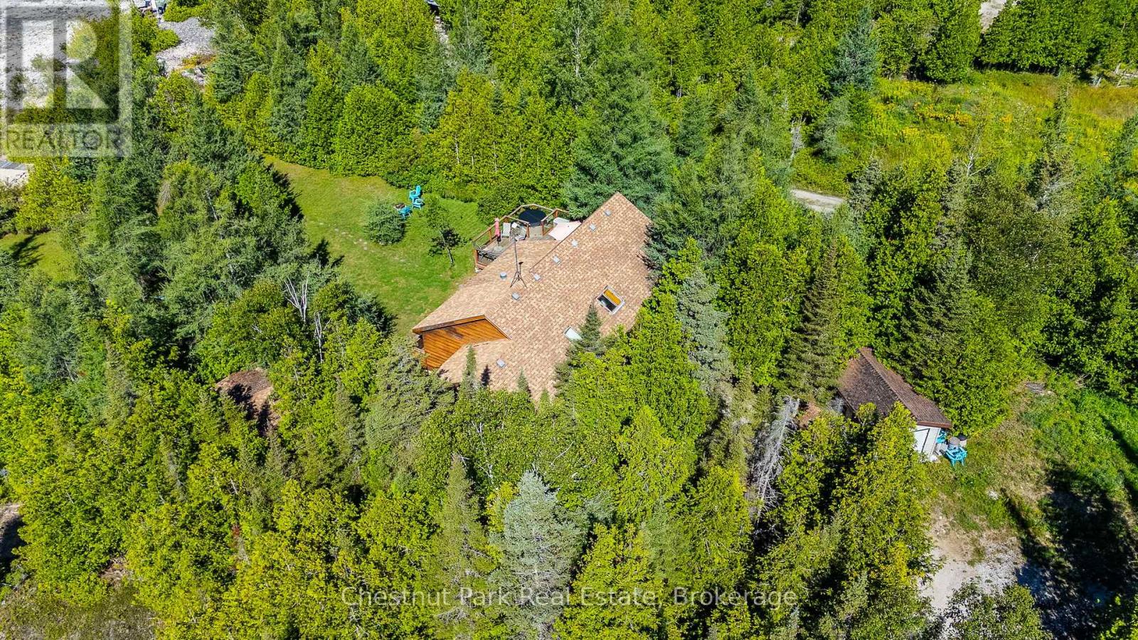 139 Huron Drive, Northern Bruce Peninsula, Ontario  N0H 2R0 - Photo 42 - X12935108