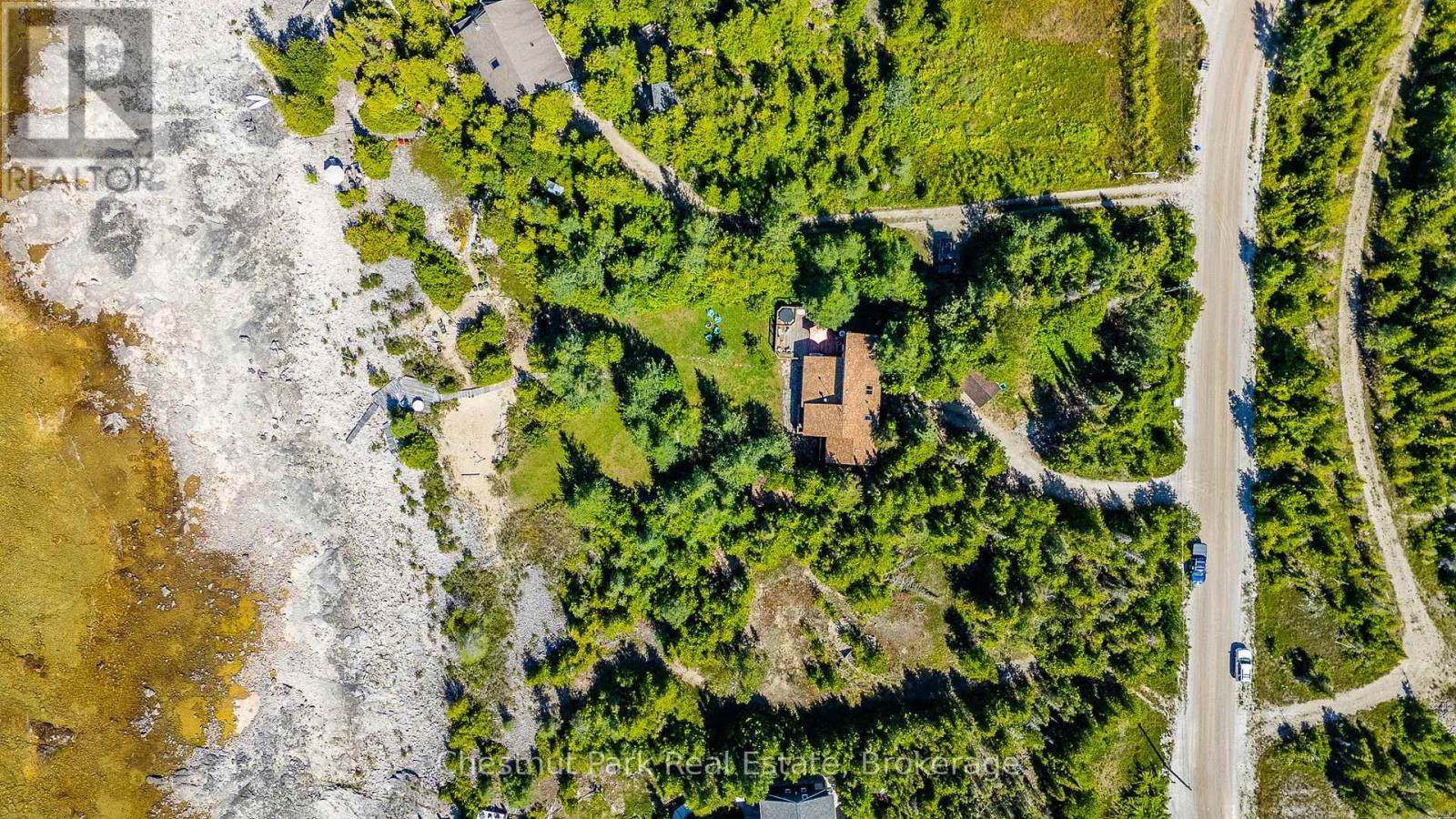 139 Huron Drive, Northern Bruce Peninsula, Ontario  N0H 2R0 - Photo 46 - X12935108