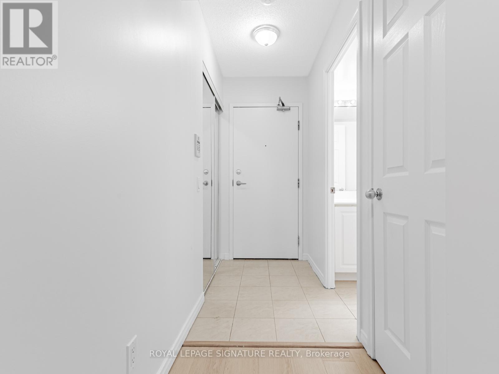 2306 - 30 Harrison Garden Boulevard, Toronto, Ontario  M2N 7A9 - Photo 2 - C12827742