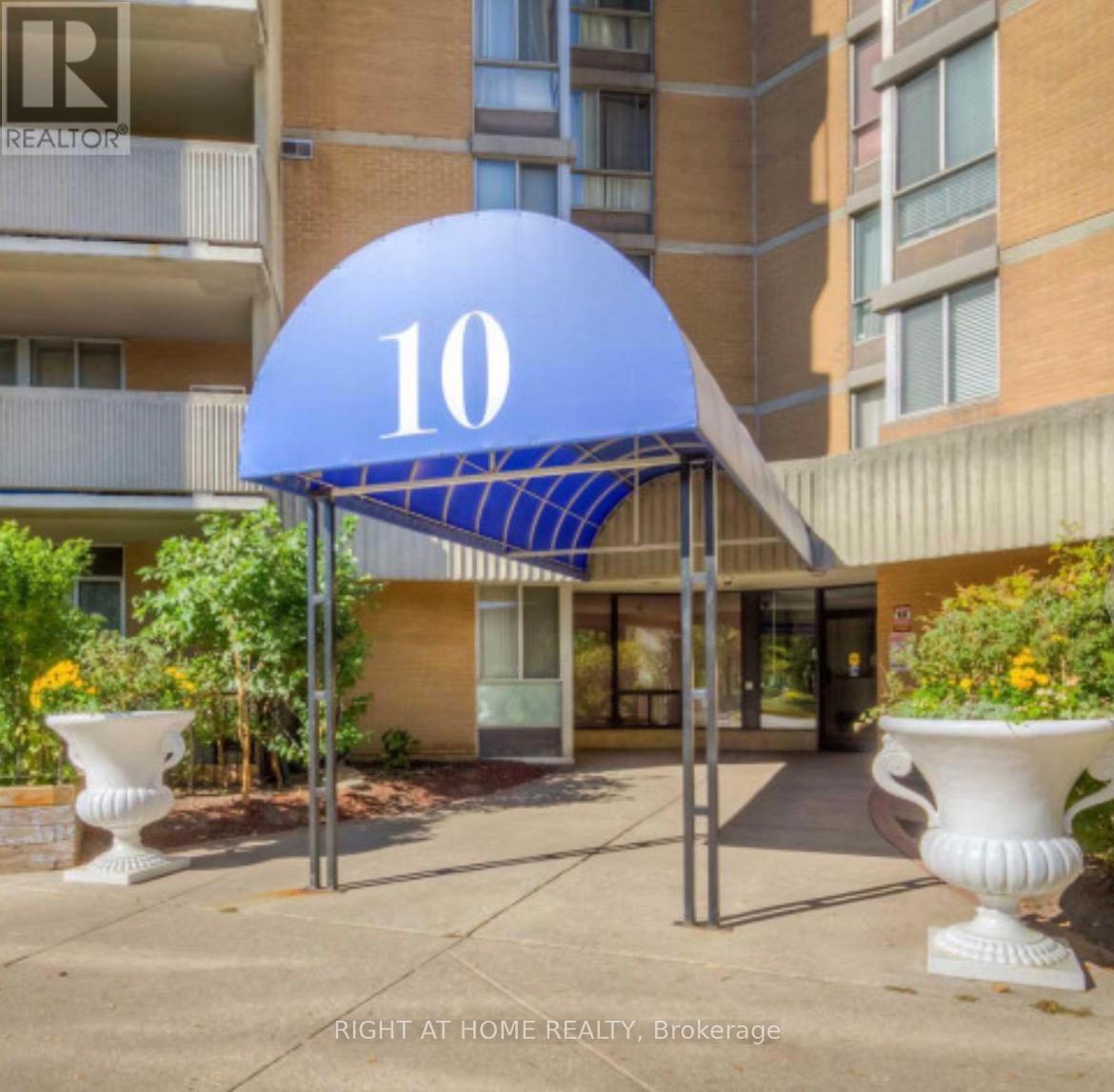 1806 - 10 Martha Eaton Way S, Toronto (Brookhaven-Amesbury), Ontario  M6M 5B3 - Photo 24 - W12932172