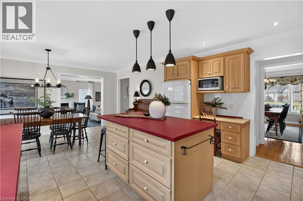 136 Grindstone Way, Waterdown, Ontario  L9H 7B8 - Photo 9 - 40812127